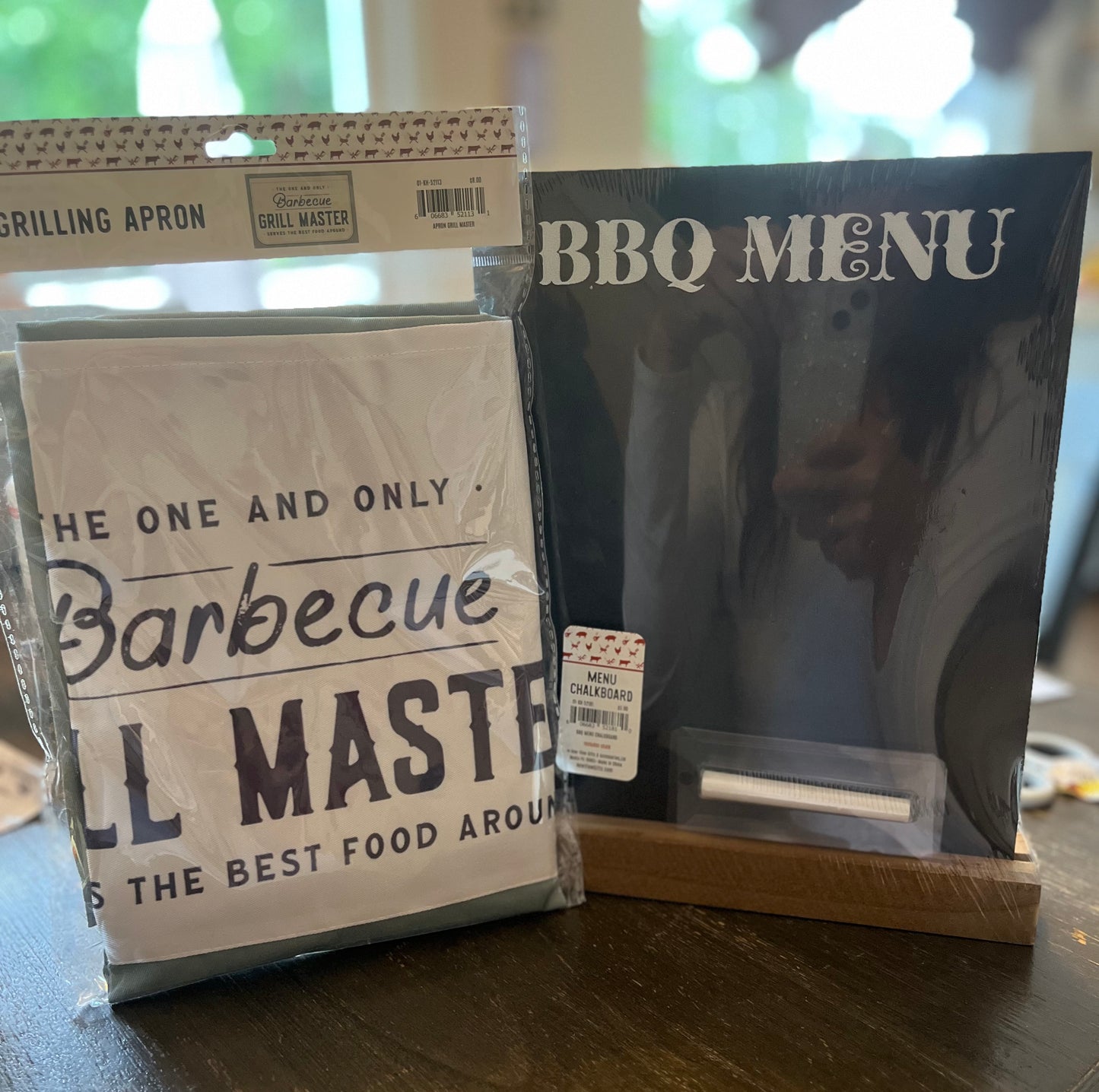 BBQ MENU BOARD & APRON  set for your favorite griller!!